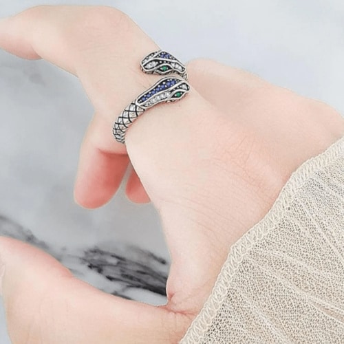 Adjustable Snake-Shaped Ring