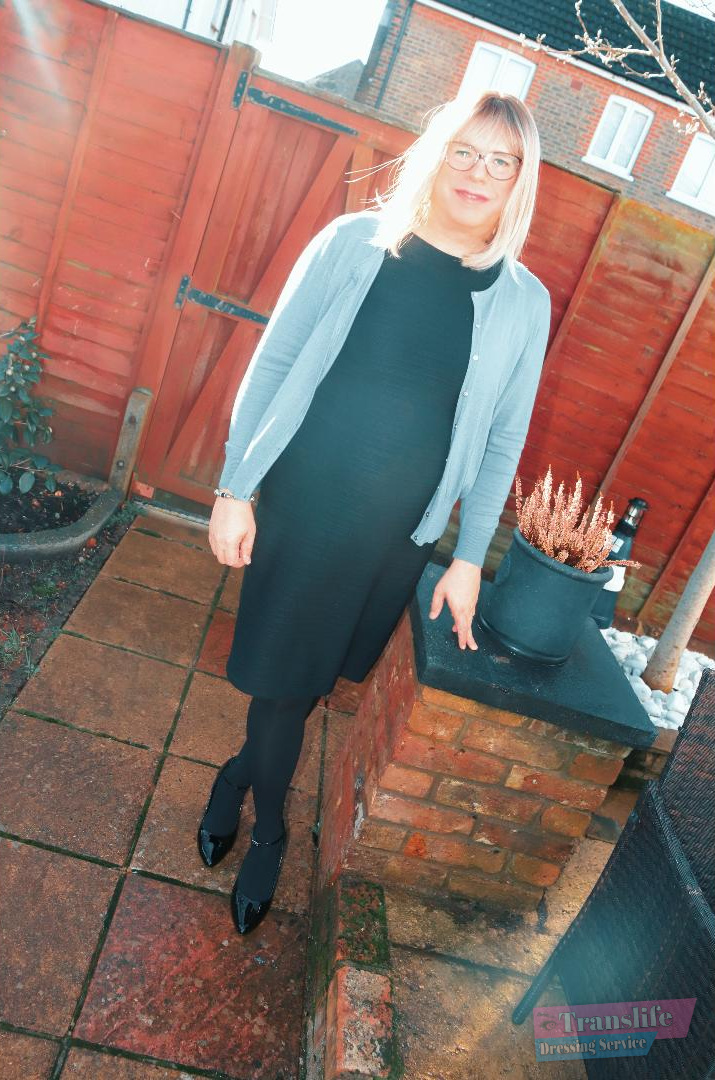 Karen Translife Dressing Service Model