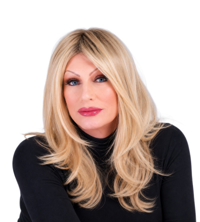 Crossdressing male to female transformation service at Translife private dressing studio