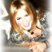 Translife Dressing Service Model Laura
