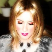 Translife Dressing Service Model Laura