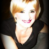 Translife Dressing Service Model Kiki