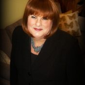 Translife Dressing Service Model Julia
