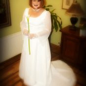 Translife Dressing Service Model Julia