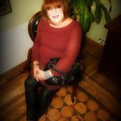 Translife Dressing Service Model Julia