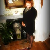 Translife Dressing Service Model Julia