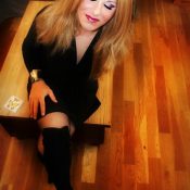 Translife Dressing Service Model Nicola