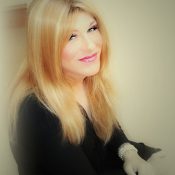 Translife Dressing Service Model Nicola