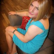 Translife Dressing Service Model Ariana