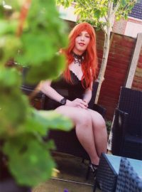 Translife Dressing Service model Jules